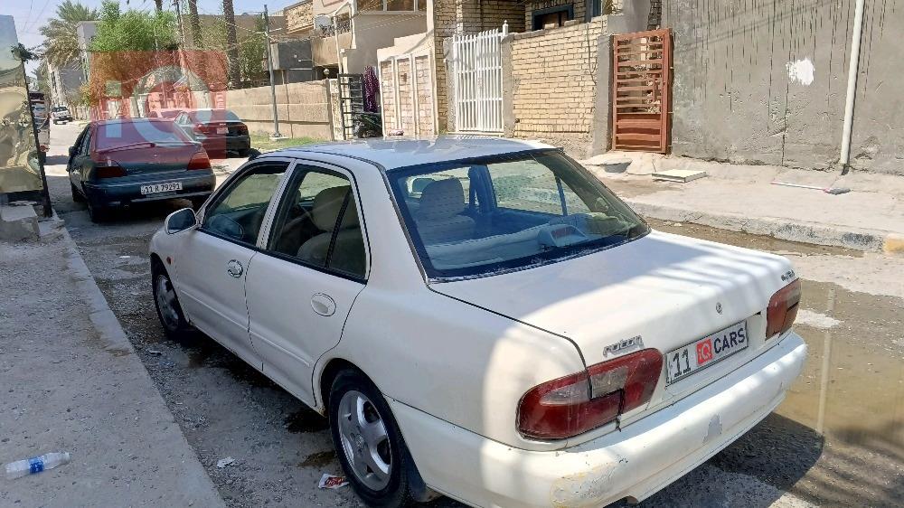 بروتون ويرا